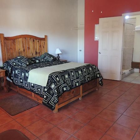 Hotel Plaza Fatima Valle de Guadalupe Eksteriør bilde