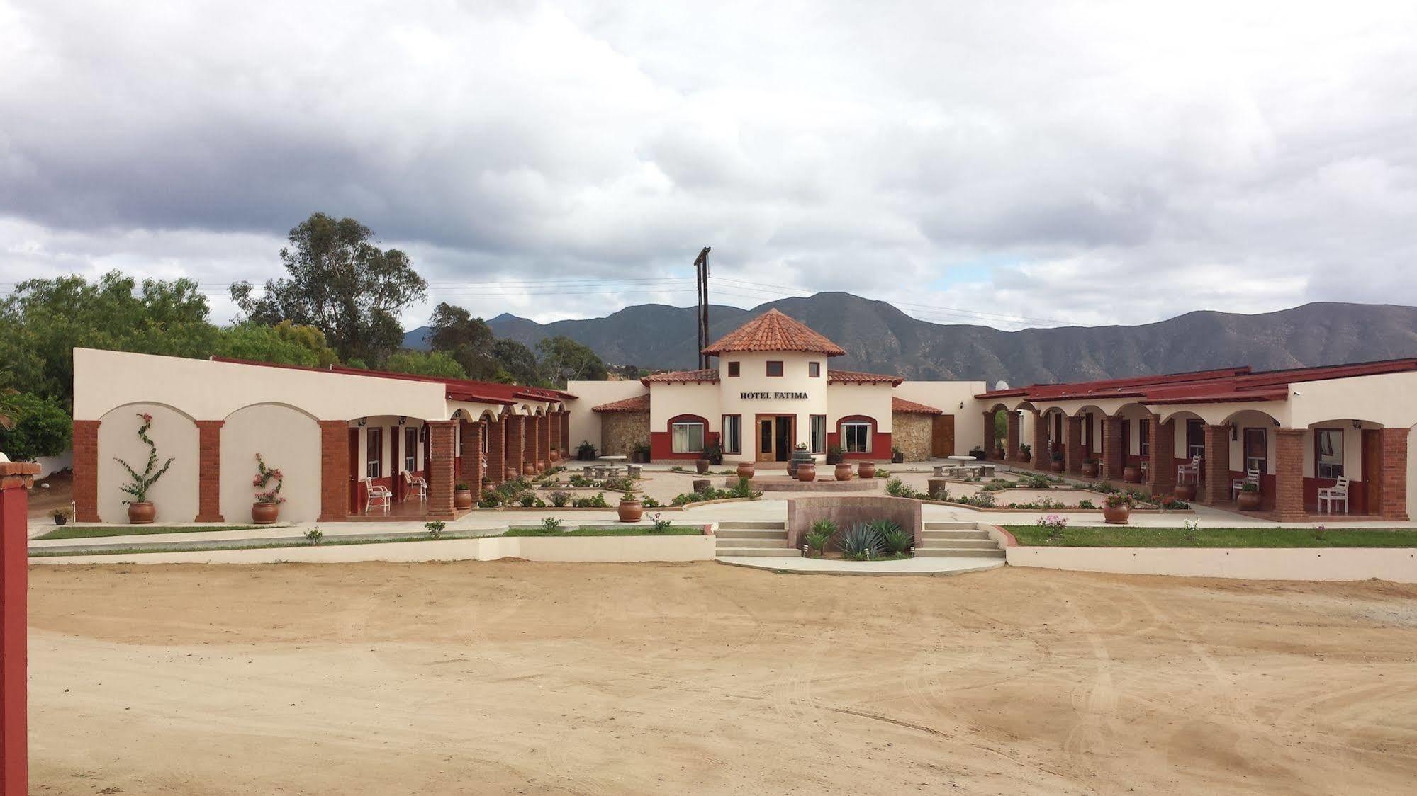 Hotel Plaza Fatima Valle de Guadalupe Eksteriør bilde